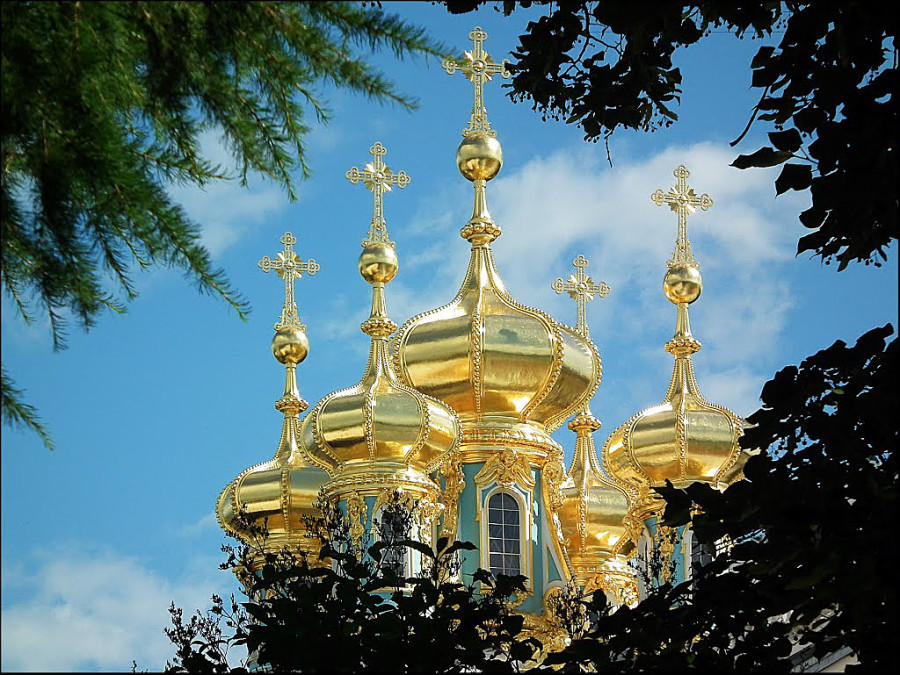 25 ЦС - Екатериненский дворец кресты на церкви