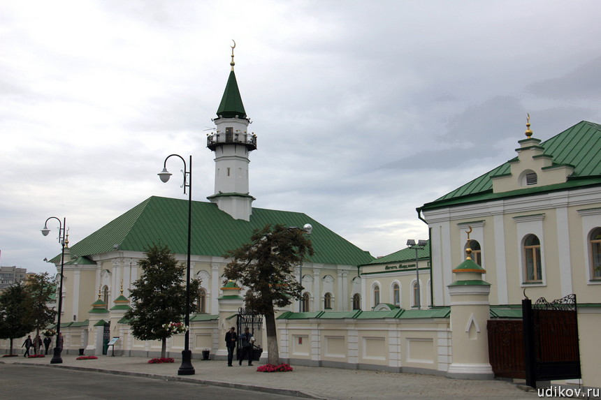 12-1 Казань мечеть аль-Марджани с улицы