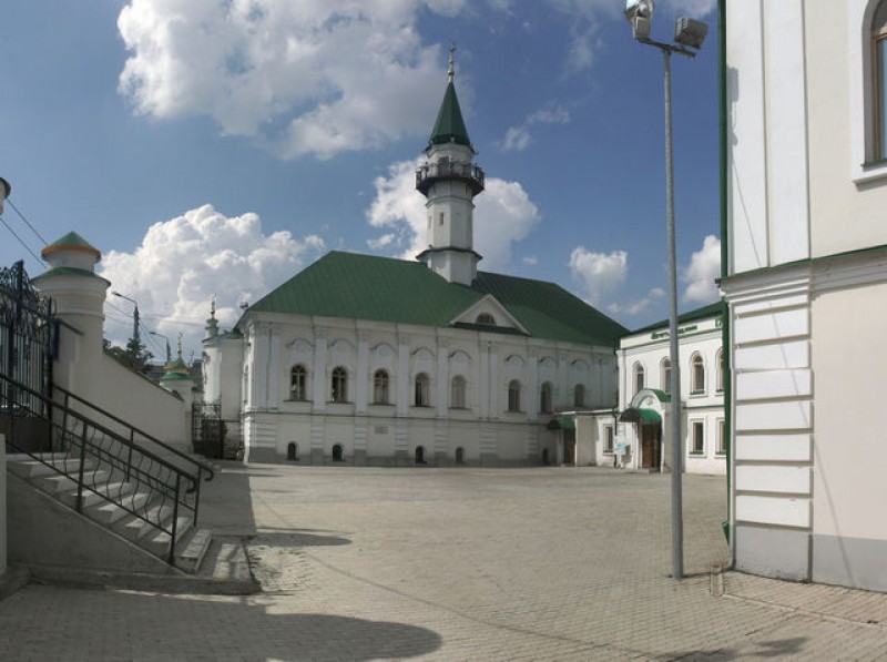 12-3 Казань мечеть аль-Марджани двор 02