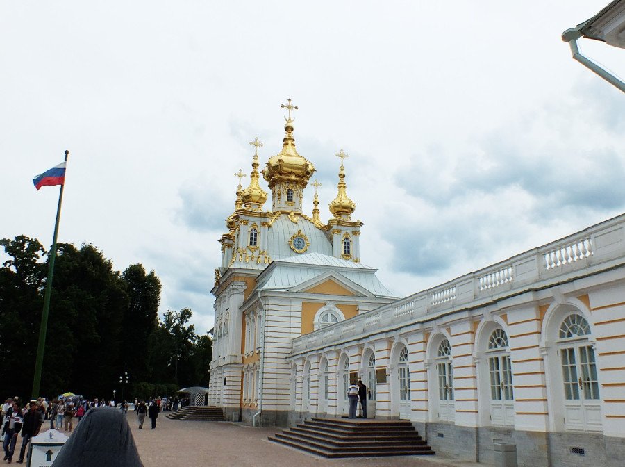 22 Петергоф дворцовая цекровь 01