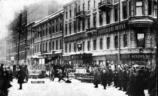 Николай II, отречение монарха, Февральско-мартовский дворцовый переворот, Февральская революция, 1917|Фото: oldsp.ru