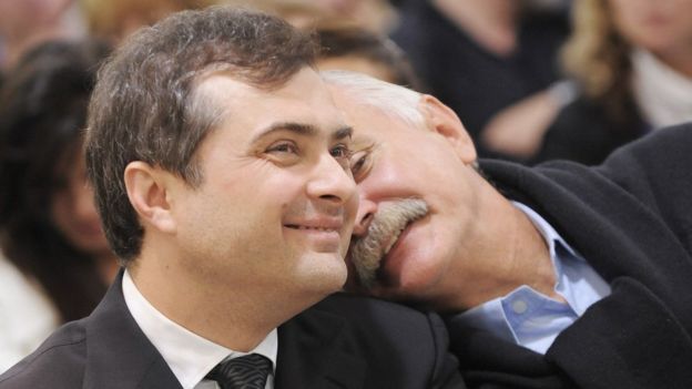 Владислав Сурков и Никита Михалков периодически присутствуют на Пионерских чтениях
