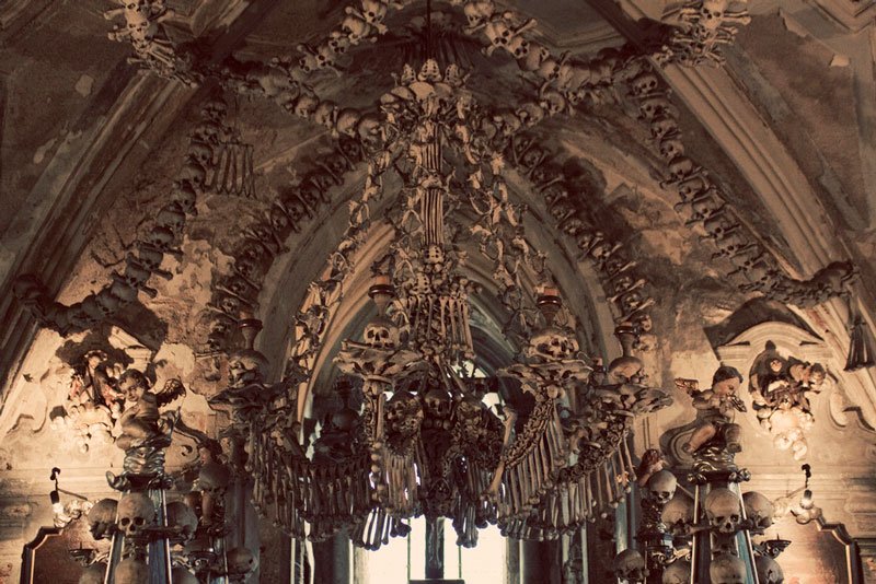 sedlec-ossuary-bone-chuch-czech-republic