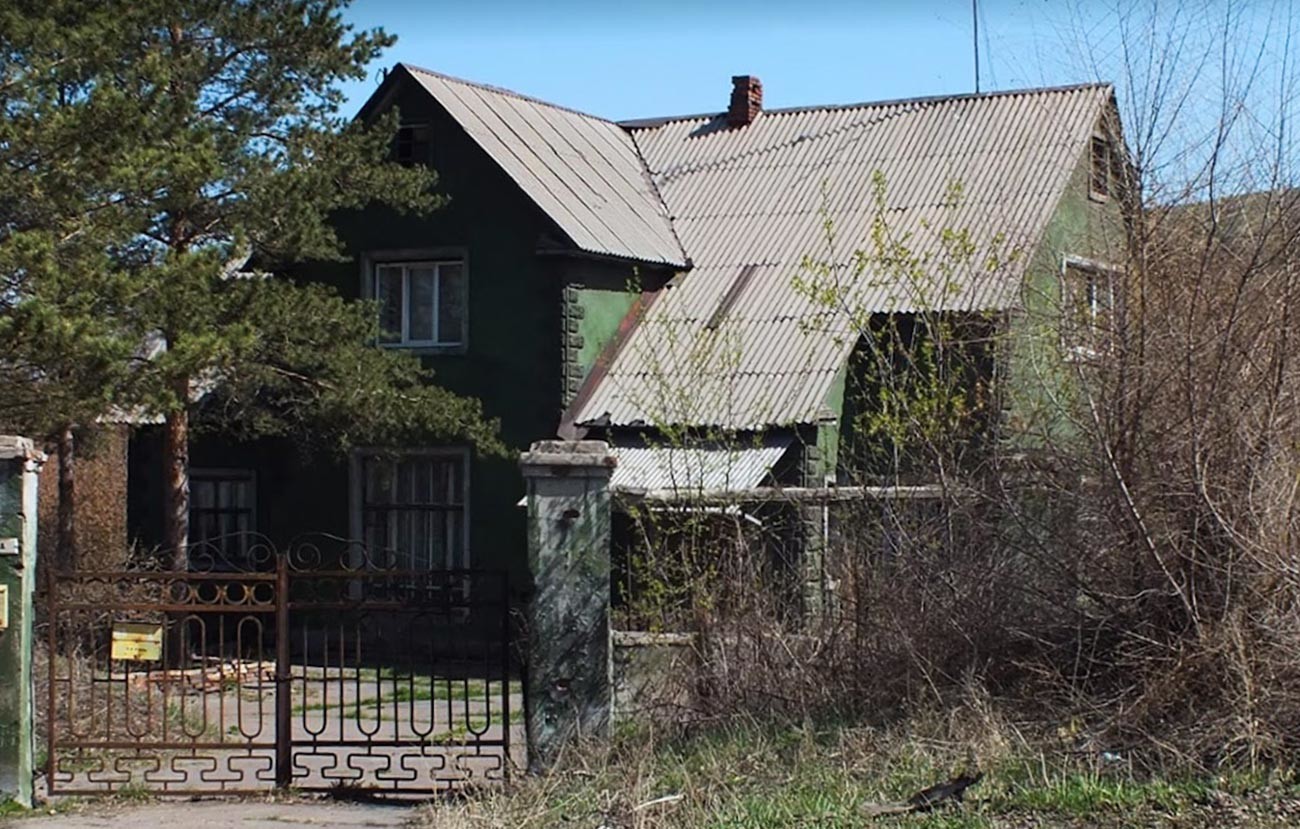 Один из сохранившихся домов.