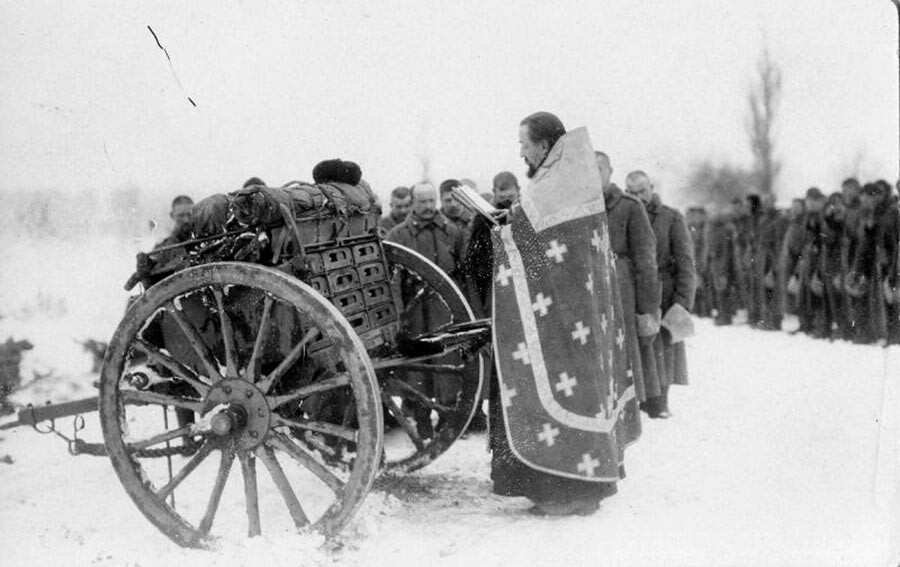 Рождественский молебен на позиции, 1915 