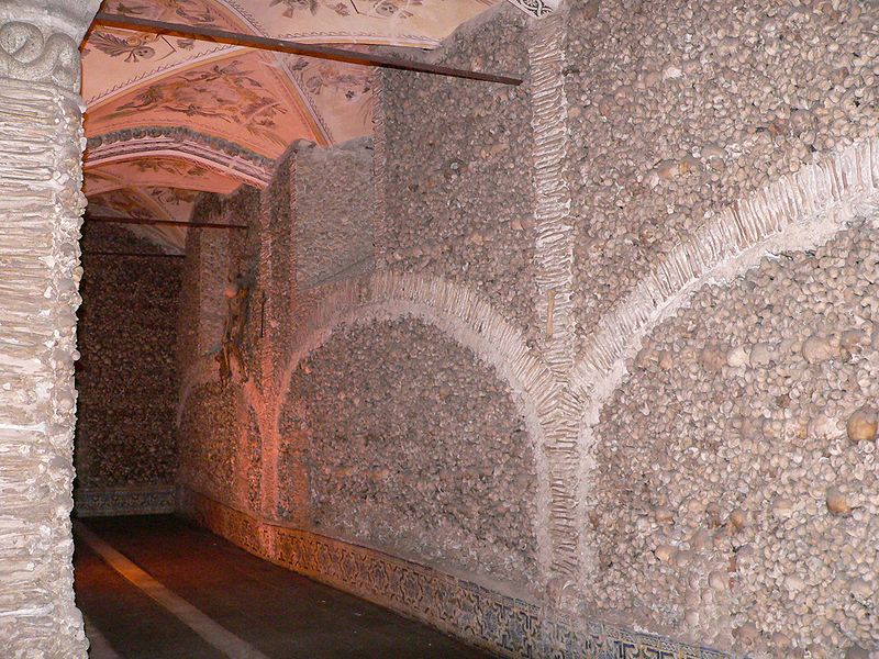 Capela dos Ossos