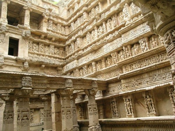 Уникальный колодец Рани ки вав (Rani Ki Vav)