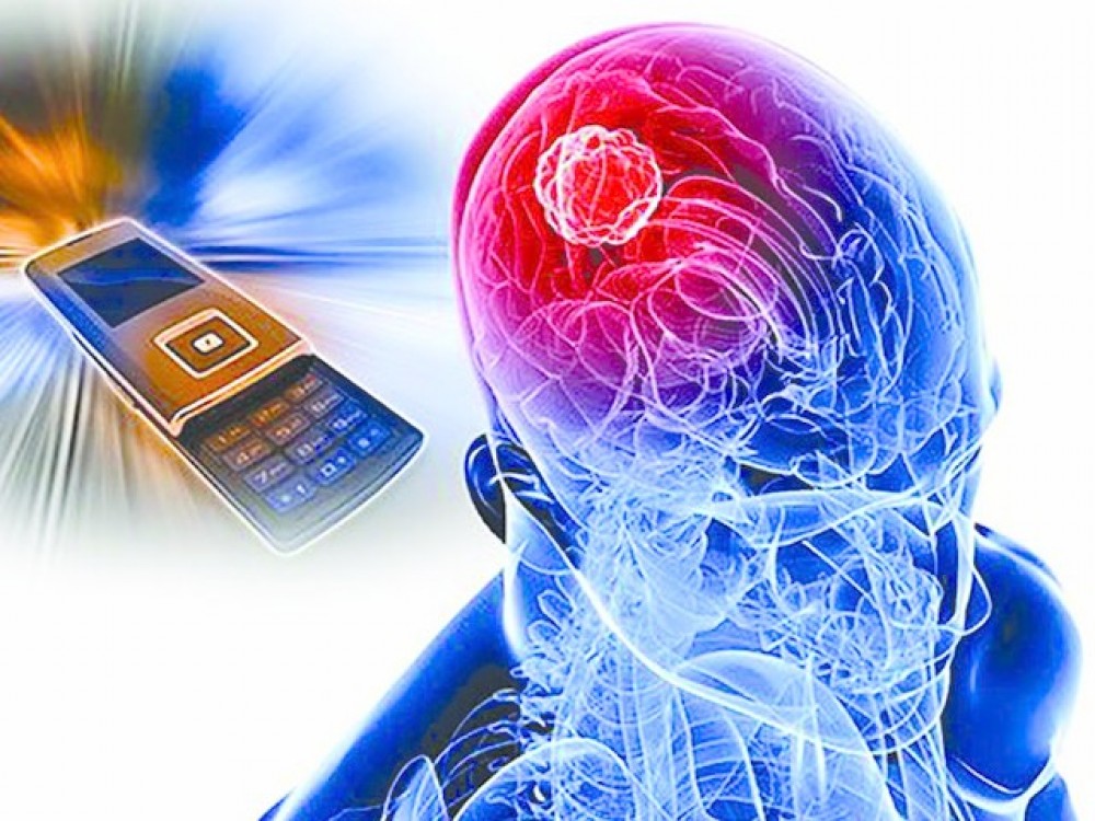 Уставший мозг, слепота и рога на голове - Побочные эффекты смартфонов