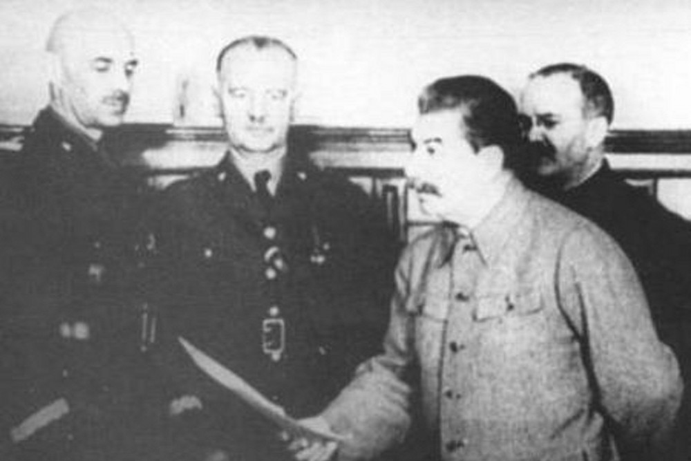 Как «кичливый лях» генерал Андерс пытался обмануть Сталина