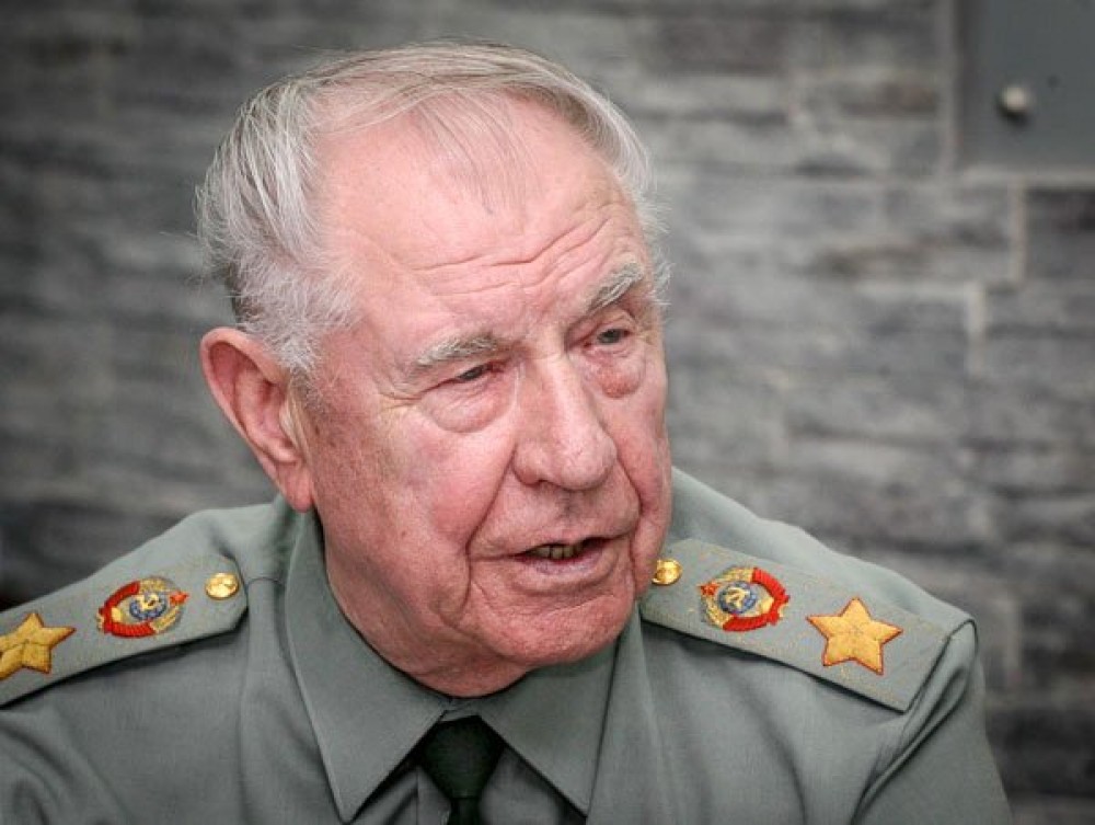 Маршал Язов о чудовищной лжи и правде о Сталине